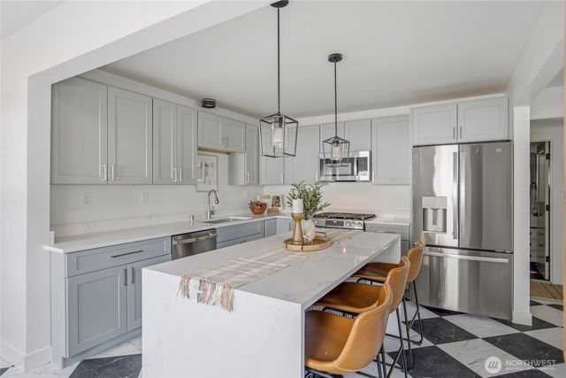 11822 24th Street E, Edgewood, WA 98372