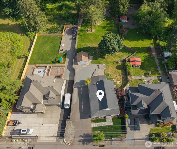 11822 24th Street E, Edgewood, WA 98372