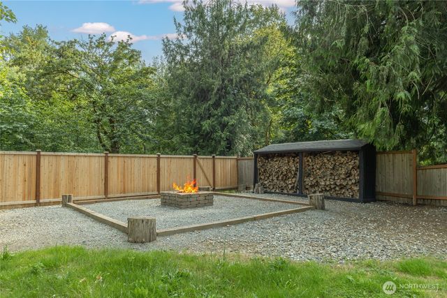 11822 24th Street E, Edgewood, WA 98372