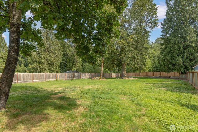 11822 24th Street E, Edgewood, WA 98372