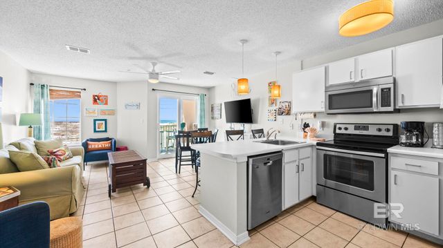 572 E Beach Boulevard 207, Gulf Shores, AL 36542