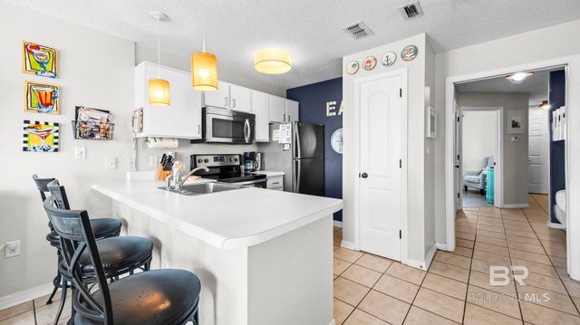 572 E Beach Boulevard 207, Gulf Shores, AL 36542
