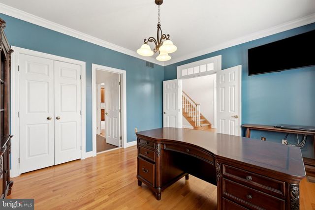 1022 HETH PL, Winchester, VA 22601