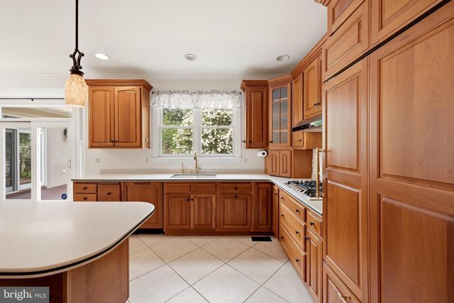 1022 HETH PL, Winchester, VA 22601