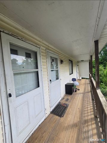 315 Congress Avenue C, Waterbury, CT 06708
