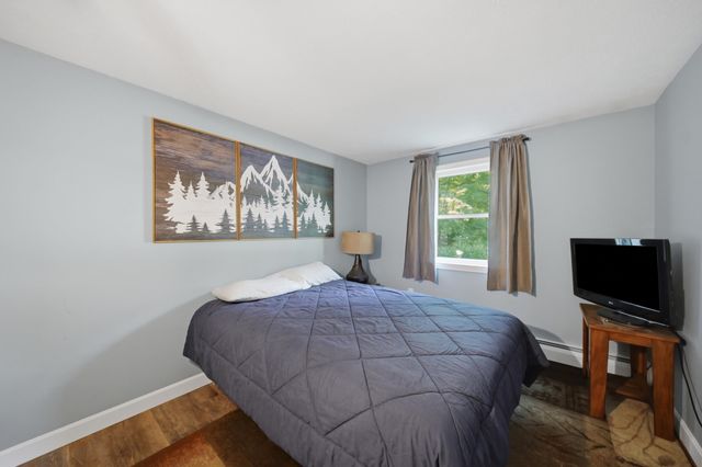 21 Evergreen Drive, Goffstown, NH 03045