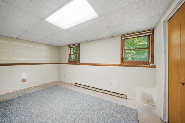 21 Evergreen Drive, Goffstown, NH 03045