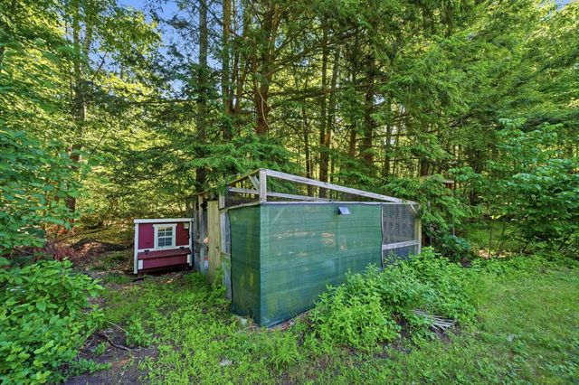 21 Evergreen Drive, Goffstown, NH 03045