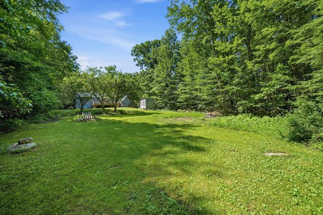 21 Evergreen Drive, Goffstown, NH 03045