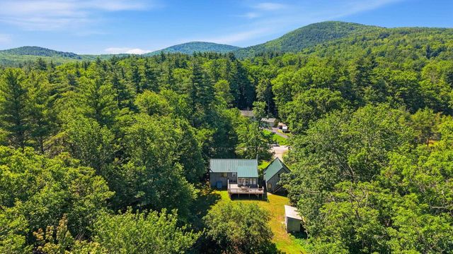 21 Evergreen Drive, Goffstown, NH 03045