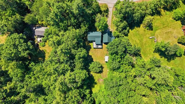 21 Evergreen Drive, Goffstown, NH 03045