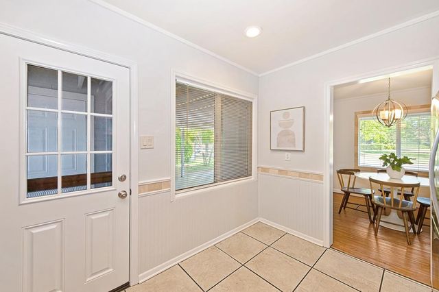 5808 21st Ave, Sacramento, CA 95820