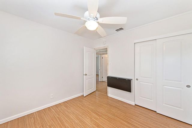 5808 21st Ave, Sacramento, CA 95820