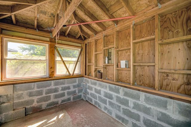 5808 21st Ave, Sacramento, CA 95820