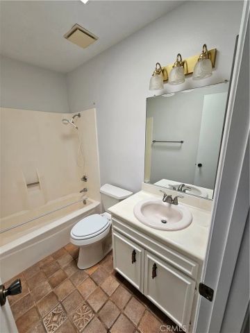 221 Marquis Place, Santa Maria, CA 93454