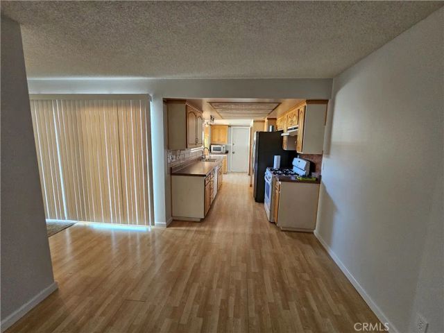 221 Marquis Place, Santa Maria, CA 93454