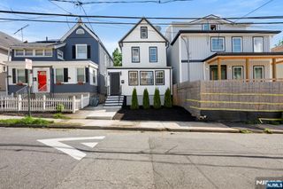 13 Orange Place, Irvington, NJ 07111