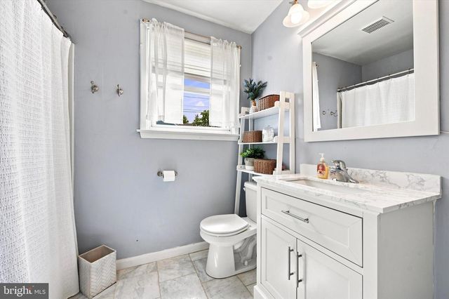 321 SUMMIT RD, Media, PA 19063