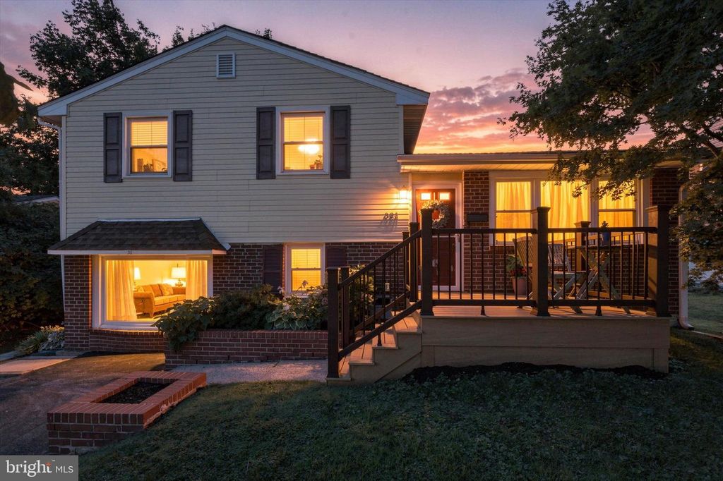 321 SUMMIT RD, Media, PA 19063