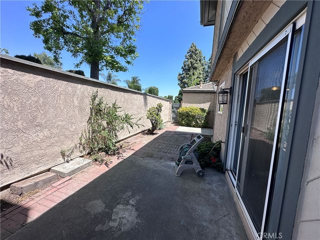 586 Diamond Court, Upland, CA 91786