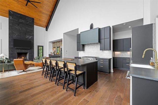 18404 County Road 264, Oakwood, TX 75855