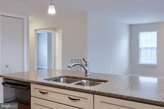 943 SNAPDRAGON CT, Lebanon, PA 17046