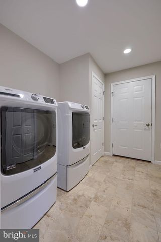 943 SNAPDRAGON CT, Lebanon, PA 17046