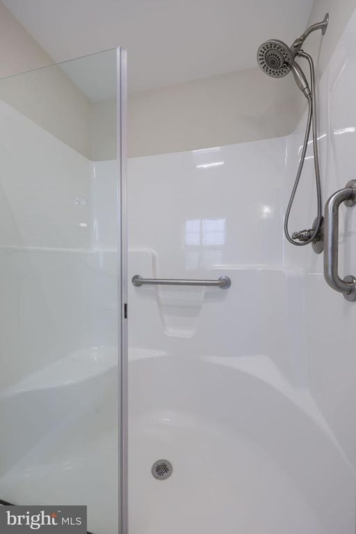 Image 32 of property listing at 943 SNAPDRAGON CT, Lebanon, PA 17046