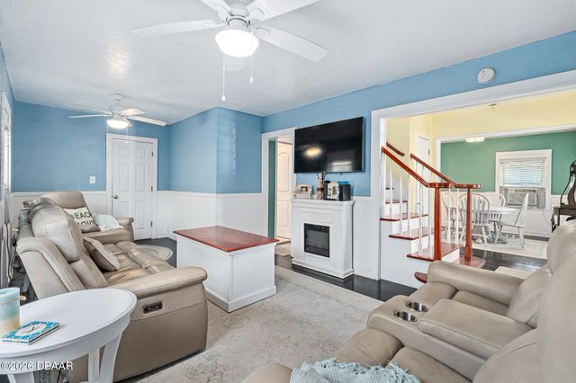 129 S Wild Olive Avenue, Daytona Beach, FL 32118