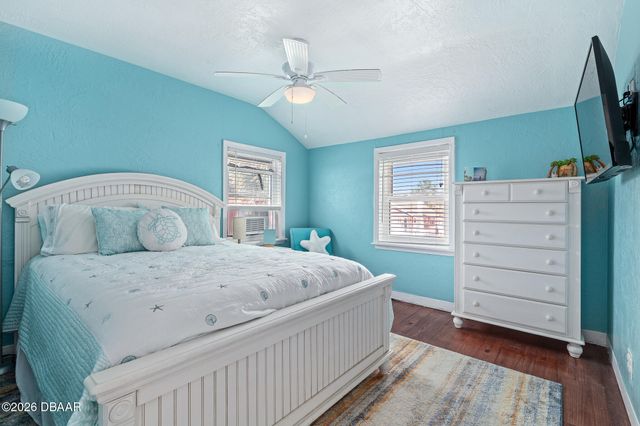 129 S Wild Olive Avenue, Daytona Beach, FL 32118