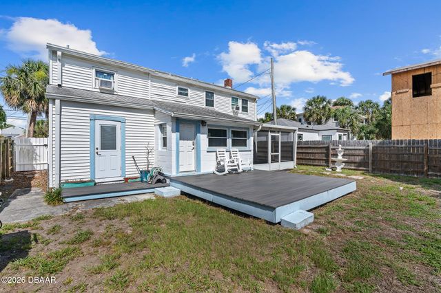129 S Wild Olive Avenue, Daytona Beach, FL 32118
