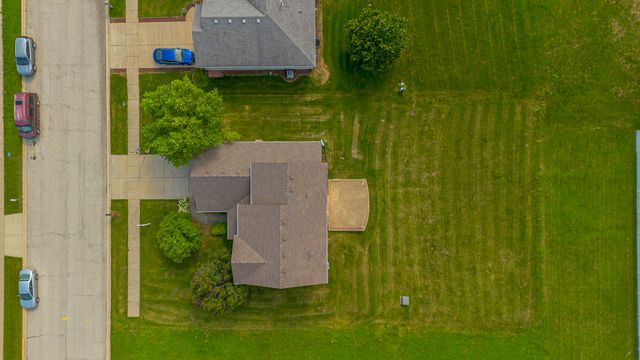 526 Gipp Drive, Manteno, IL 60950