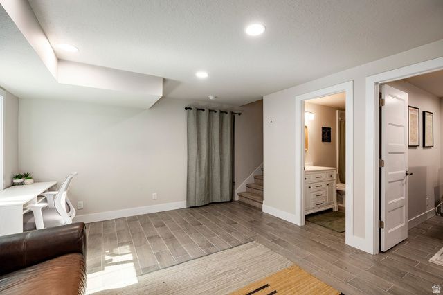 1323 E WEYBURN LN, Holladay, UT 84117