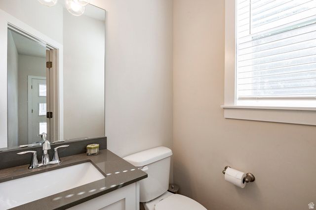 1323 E WEYBURN LN, Holladay, UT 84117