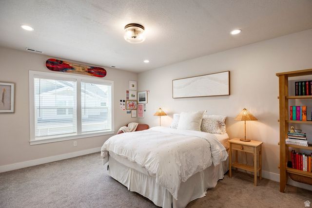1323 E WEYBURN LN, Holladay, UT 84117