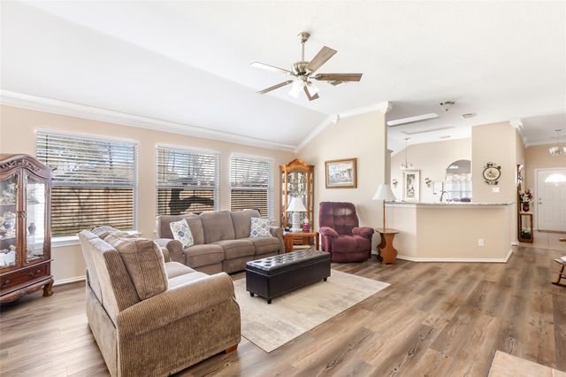 7006 Garnet Hill Lane, Humble, TX 77346