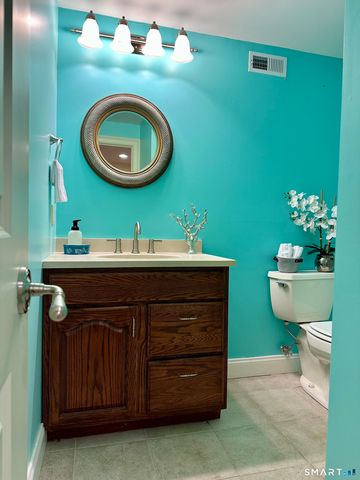 455 Chesterfield Road, Montville, CT 06370