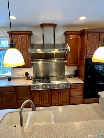 455 Chesterfield Road, Montville, CT 06370