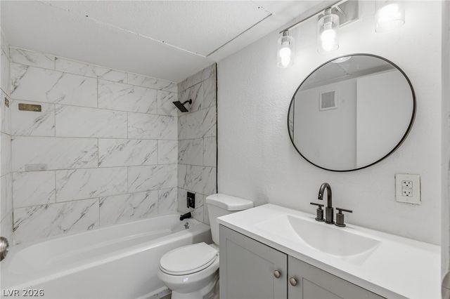 615 South Royal Crest Circle 13, Las Vegas, NV 89169