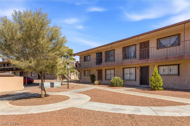 615 South Royal Crest Circle 13, Las Vegas, NV 89169