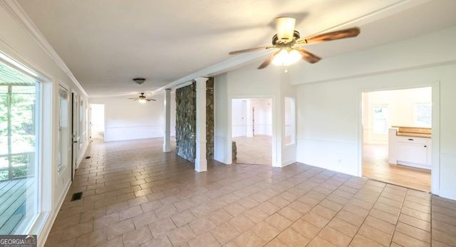 327 Lakeridge Drive, Temple, GA 30179