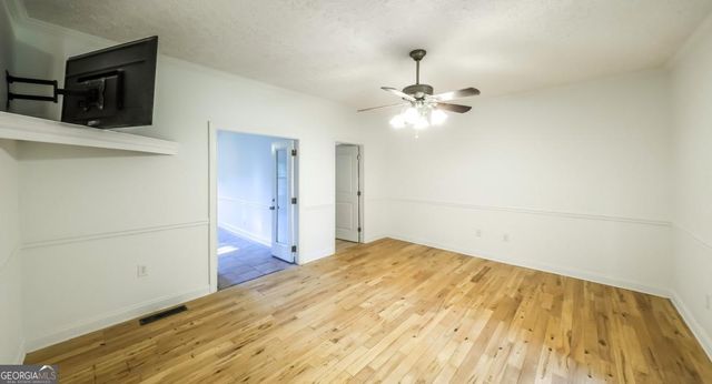 327 Lakeridge Drive, Temple, GA 30179