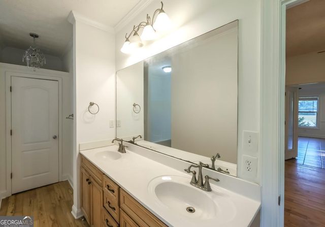 327 Lakeridge Drive, Temple, GA 30179