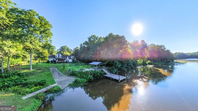 327 Lakeridge Drive, Temple, GA 30179