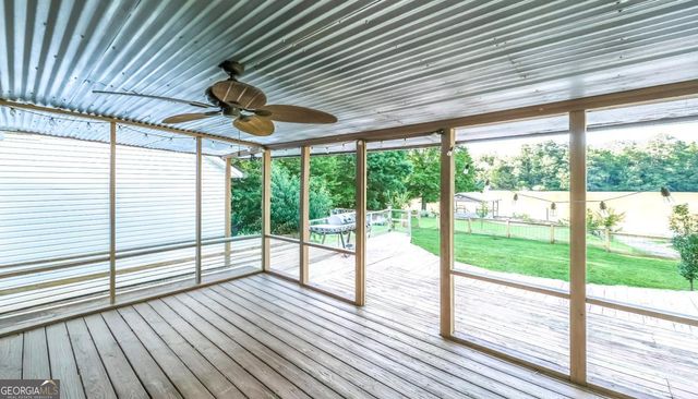 327 Lakeridge Drive, Temple, GA 30179