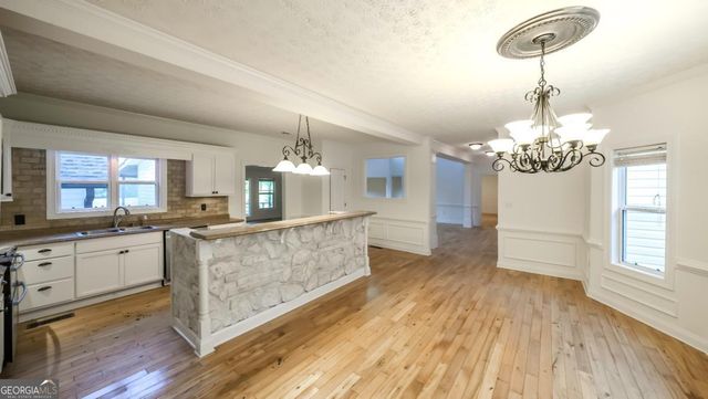 327 Lakeridge Drive, Temple, GA 30179