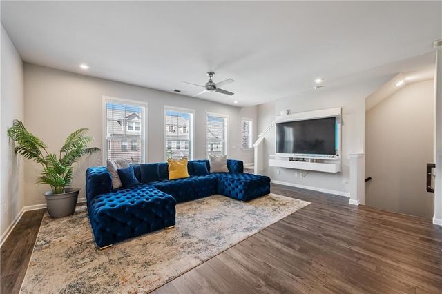 211 Mahone Drive, Lilburn, GA 30047