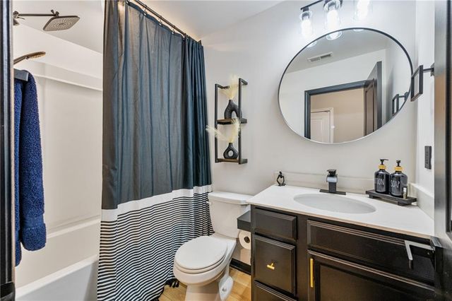 211 Mahone Drive, Lilburn, GA 30047
