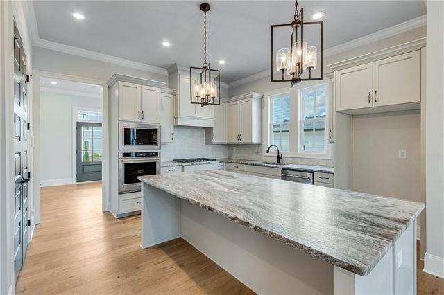 1294 Six Sisters Street, Dacula, GA 30019