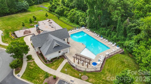 13231 Fiore Place, Huntersville, NC 28078